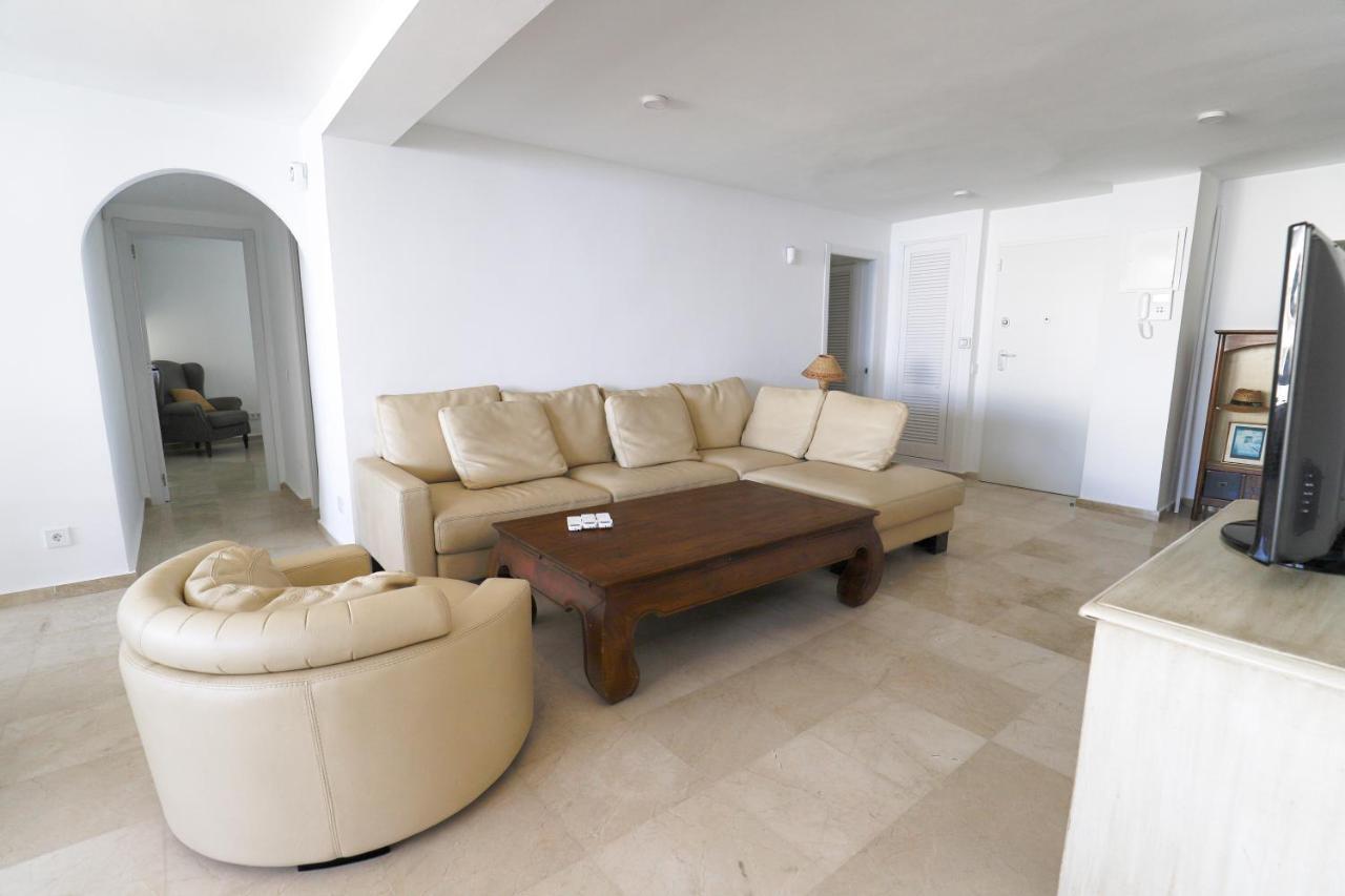 Marbella Centre Beachfront & Pool Bagian luar foto