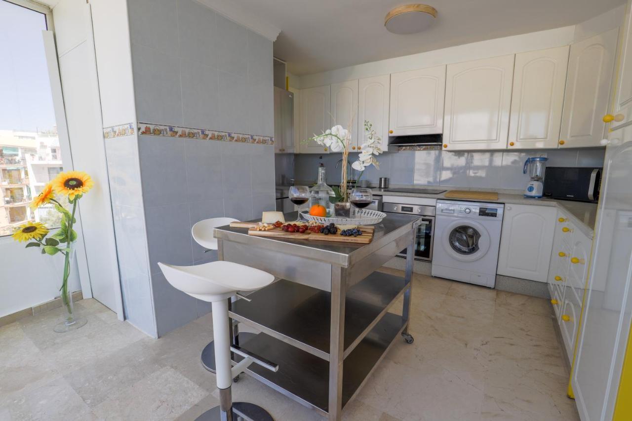 Marbella Centre Beachfront & Pool Bagian luar foto