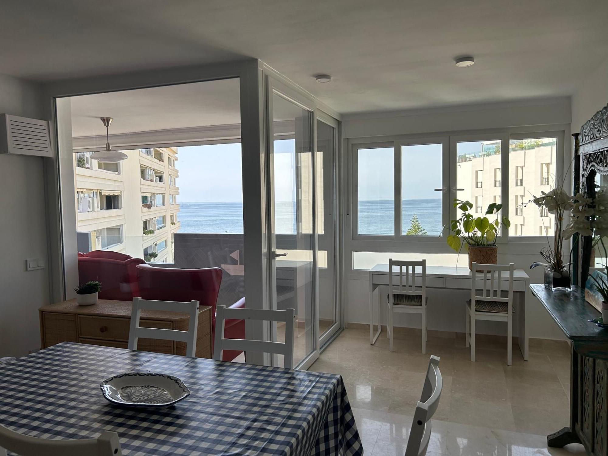 Marbella Centre Beachfront & Pool Bagian luar foto