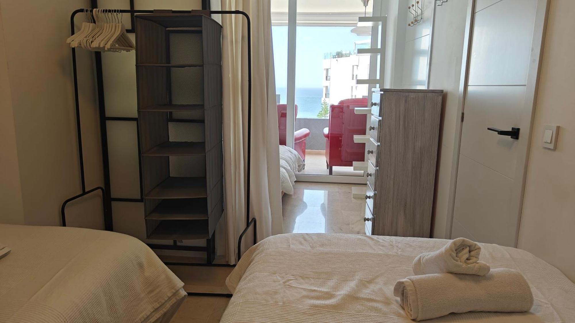 Marbella Centre Beachfront & Pool Bagian luar foto